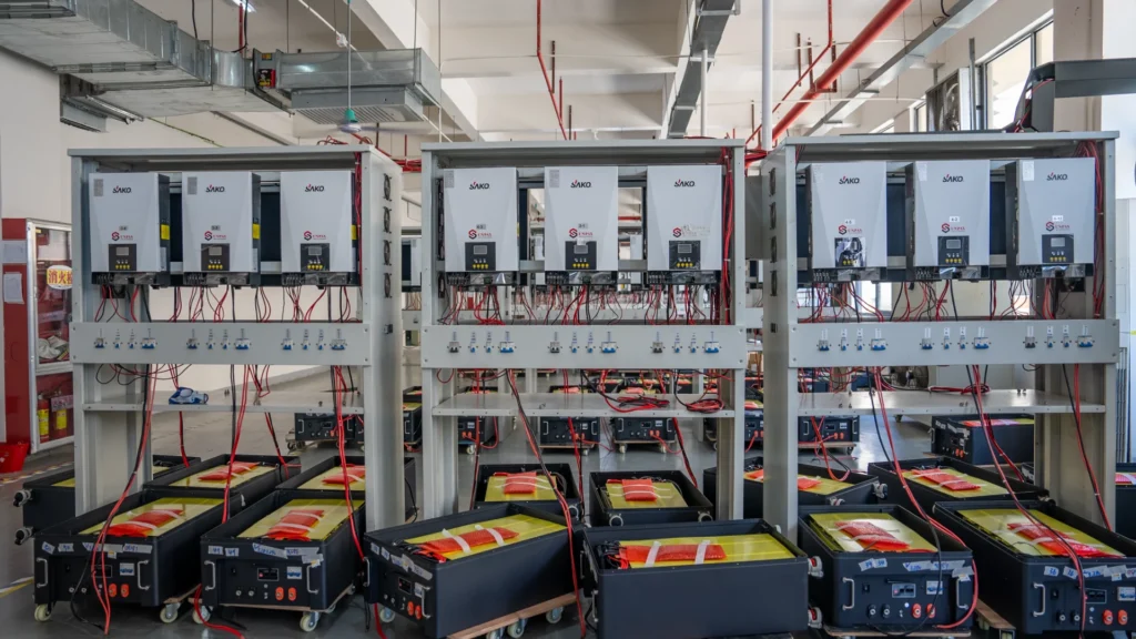 SAKO energy storage systems with inverters and lithium batteries on assembly line at Tedepe factory.